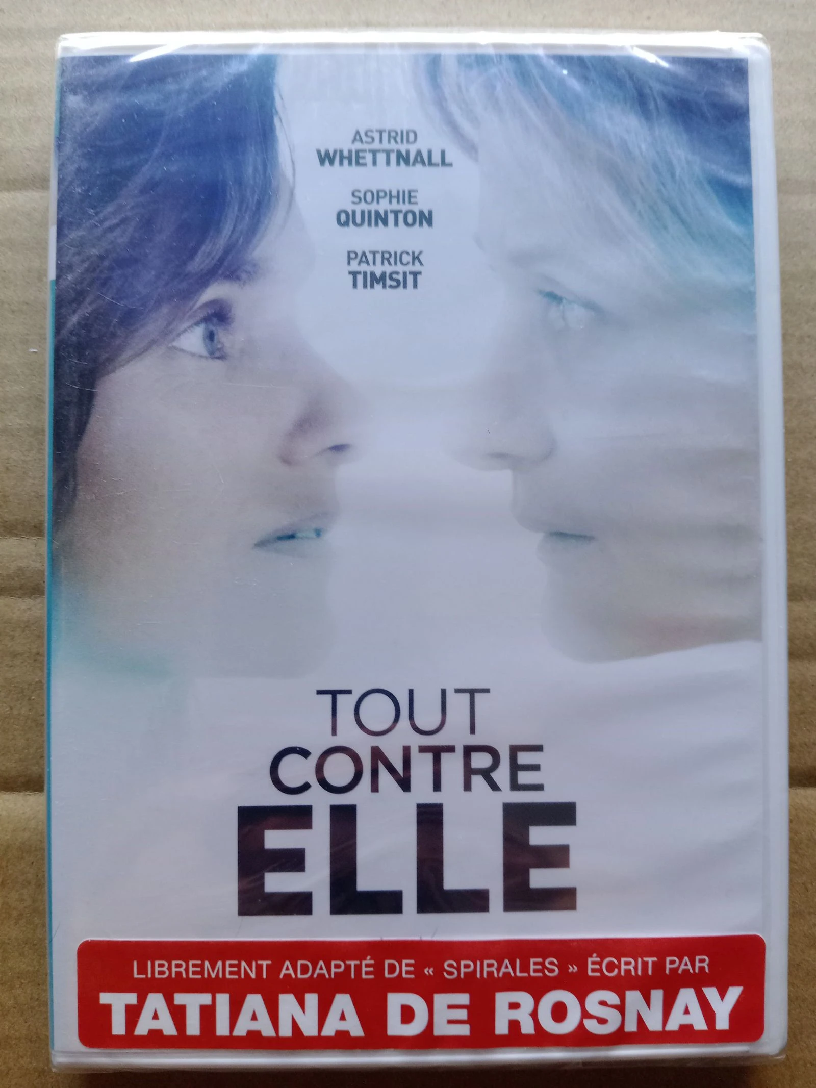 Tout Contre Elle